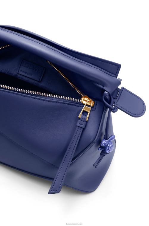 glaseado de color morado oscuro bolso puzzle edge pequeño de piel de becerro satinada Loewe R8J8Z531 mujer