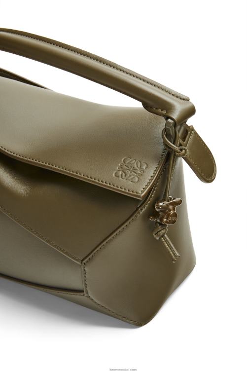 glaseado de polvo de té bolso puzzle edge pequeño de piel de becerro satinada Loewe R8J8Z536 mujer