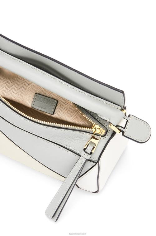 gris ceniza/verde marmol minibolso puzzle de piel de becerro clásica Loewe R8J8Z288 mujer