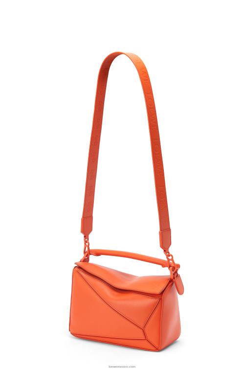 naranja bolso puzzle pequeño de piel de becerro satinada Loewe R8J8Z491 mujer