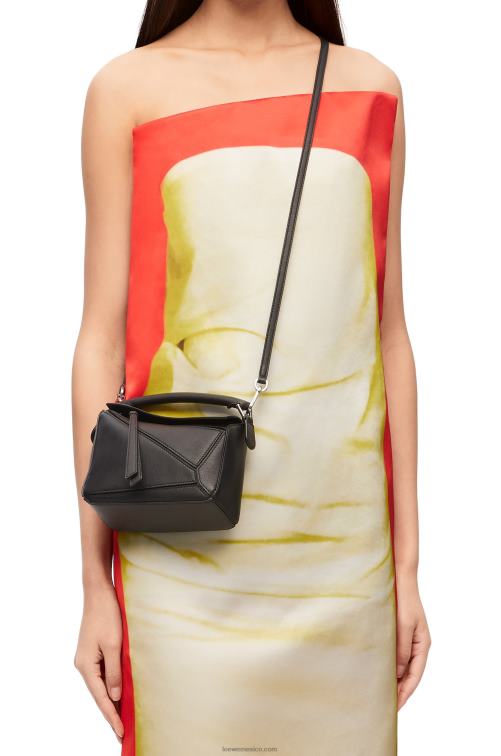 negro minibolso puzzle de piel de becerro clásica Loewe R8J8Z200 mujer