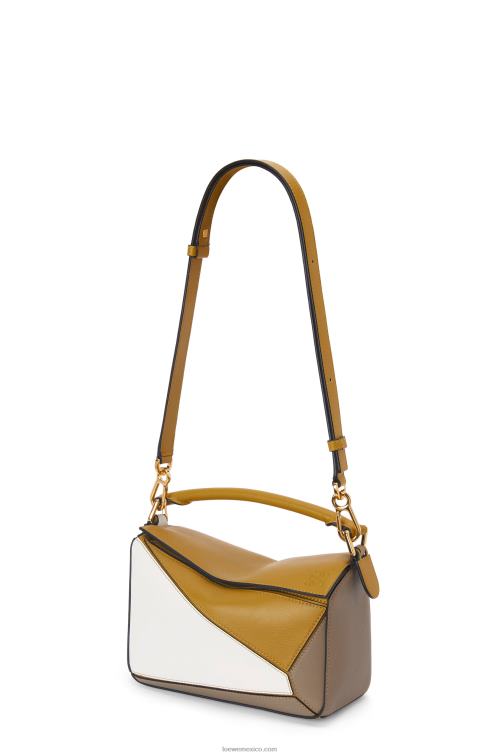 ocre/blanco suave bolso puzzle pequeño de piel de becerro clásica Loewe R8J8Z497 mujer