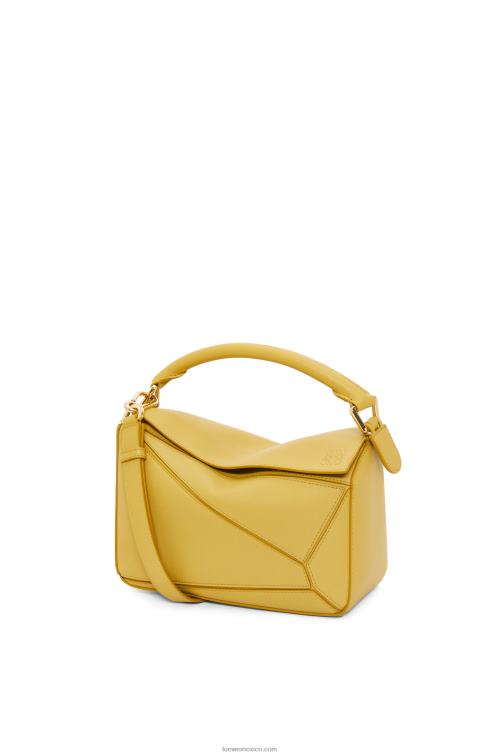 ocre brillante bolso puzzle pequeño de piel de becerro clásica Loewe R8J8Z365 mujer
