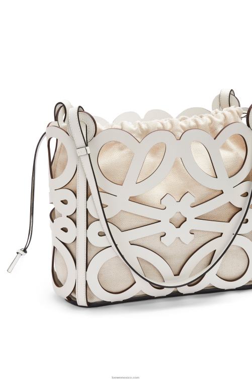 blanco suave bolso tote pequeño con anagrama recortado de piel de becerro box Loewe R8J8Z187 mujer