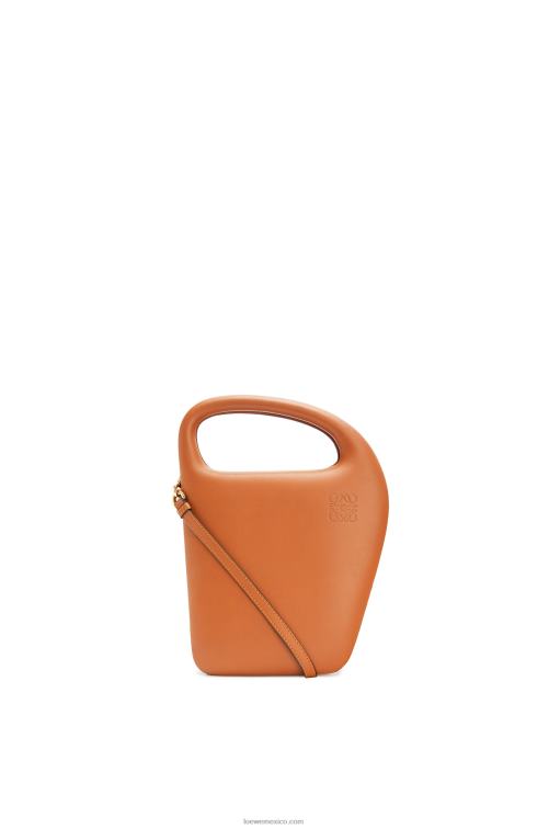 broncearse bolso d architects de piel de becerro natural Loewe R8J8Z182 mujer