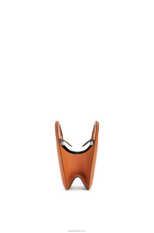 broncearse bolso d architects de piel de becerro natural Loewe R8J8Z182 mujer