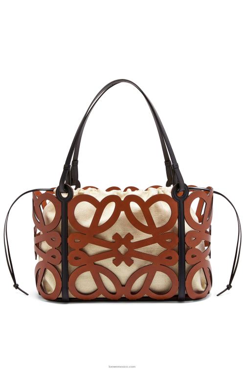 broncearse bolso shopper con anagrama recortado de piel de becerro Loewe R8J8Z127 mujer
