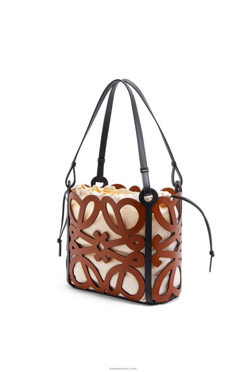 broncearse bolso tote pequeño con anagrama recortado de piel de becerro Loewe R8J8Z125 mujer