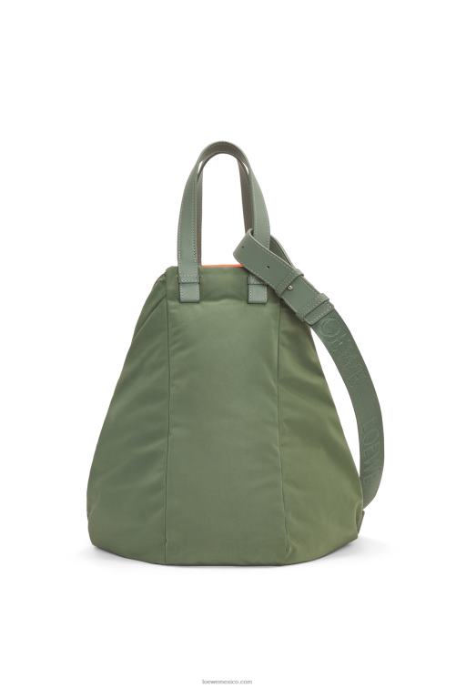 caqui de la vendimia bolso tote hamaca reversible de nailon Loewe R8J8Z446 mujer