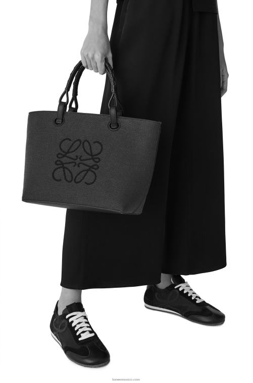 crudo/bronceado bolso shopper pequeño con anagrama de jacquard y piel de becerro Loewe R8J8Z121 mujer