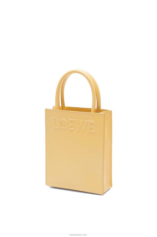 mantequilla oscura bolso tote a5 estándar en piel de becerro elegante Loewe R8J8Z119 mujer
