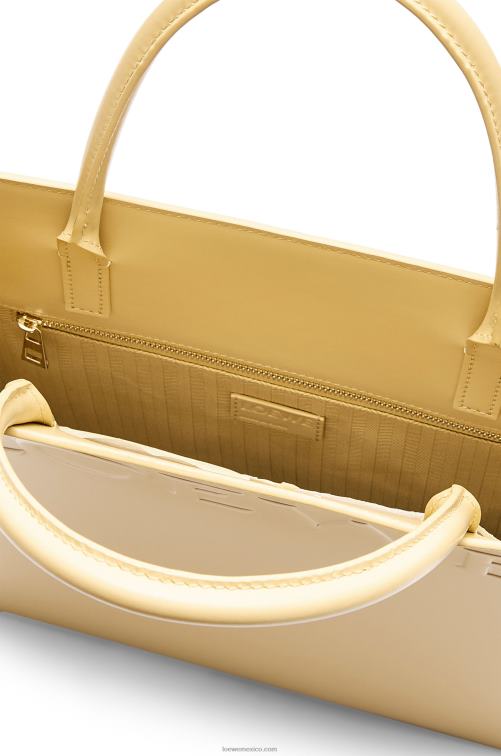 mantequilla oscura tote a4 estándar en piel de becerro elegante Loewe R8J8Z120 mujer