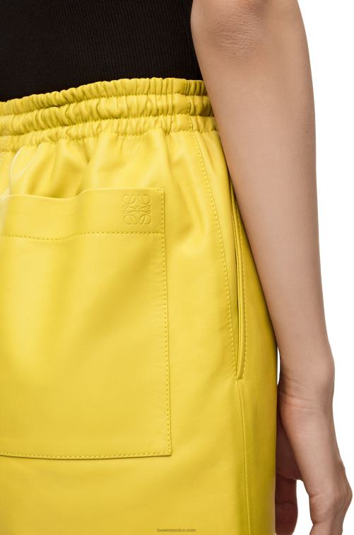 amarillo shorts con cordones en napa Loewe R8J8Z1129 mujer