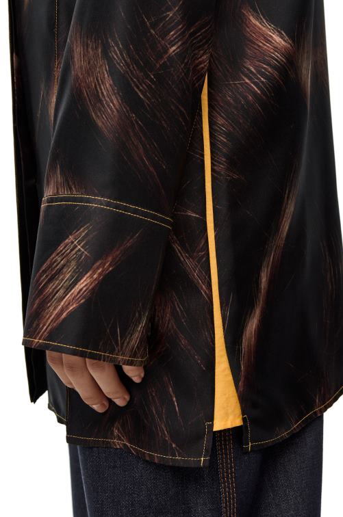 marrón/multicolor camisa de seda con estampado de pelo Loewe R8J8Z930 mujer
