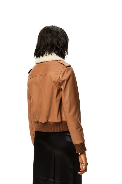 caramelo/blanco chaqueta de aviador en napa Loewe R8J8Z1158 mujer