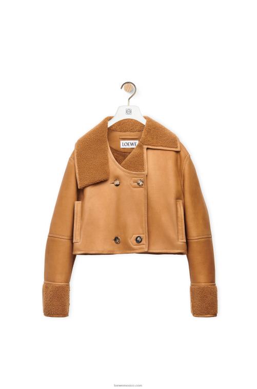 desierto/burdeos chaqueta deconstruida de borrego Loewe R8J8Z1130 mujer