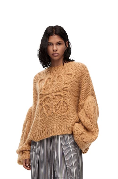 camello ligero jersey con anagrama de mohair Loewe R8J8Z967 mujer