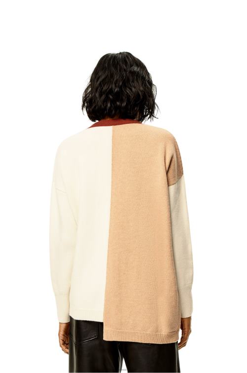 crudo/camello Cárdigan asimétrico de lana con anagrama Loewe R8J8Z1009 mujer