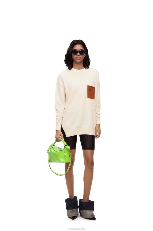 crudo/marrón Jersey de lana con bolsillo con anagrama Loewe R8J8Z1017 mujer