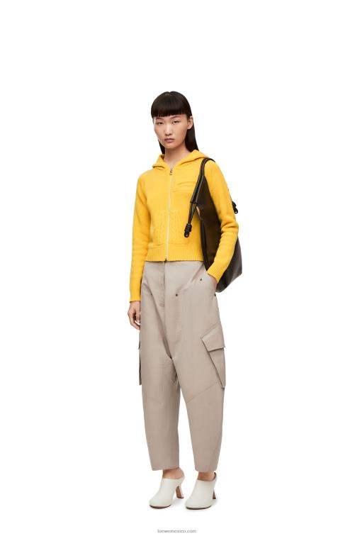 de color amarillo pálido sudadera con capucha y cremallera en punto de lana Loewe R8J8Z804 mujer