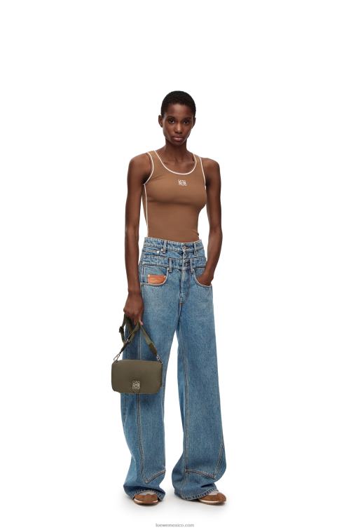 mezclilla azul medio vaqueros de cintura alta en denim Loewe R8J8Z1202 mujer