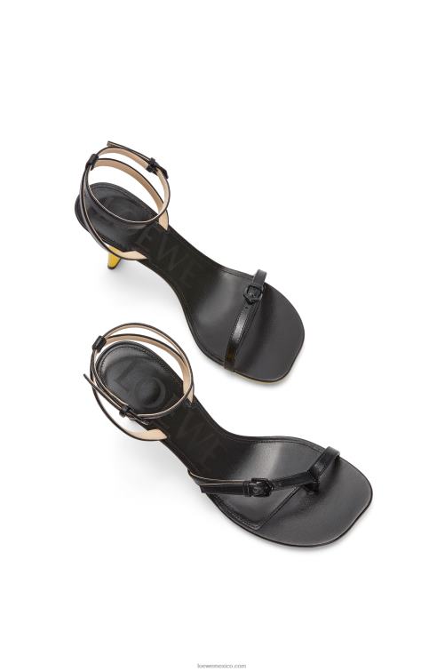 negro Sandalia stiletto petal de piel de cordero Loewe R8J8Z677 mujer
