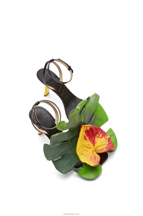 negro sandalia pétalo en piel de cordero Loewe R8J8Z690 mujer
