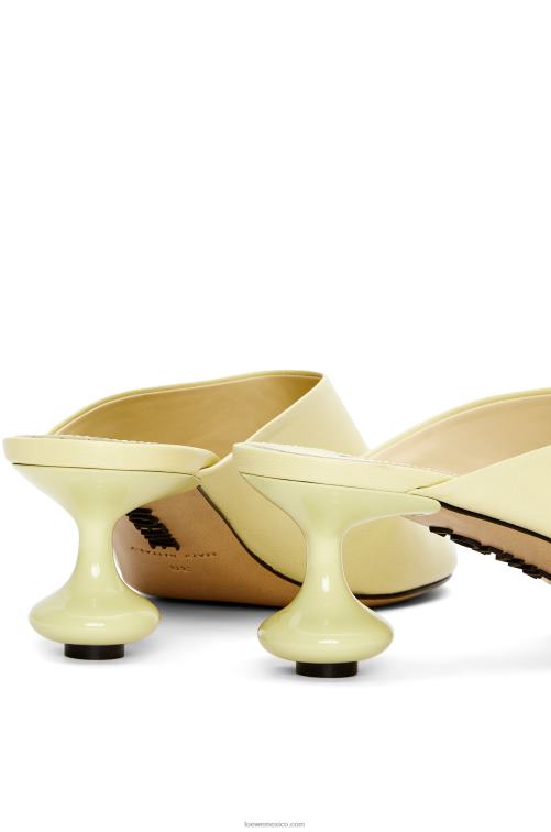 acacia descolorida mule de juguete en piel de cabra Loewe R8J8Z736 mujer