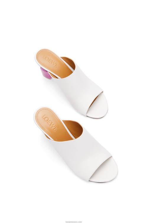 blanco/rosa mule de esmalte de uñas en piel de becerro Loewe R8J8Z758 mujer