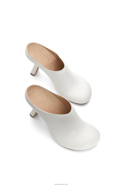 blanco zuecos con tacón terra de piel de becerro Loewe R8J8Z742 mujer