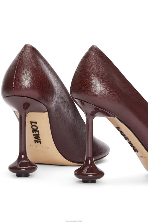 borgoña bomba de juguete en piel de cabra Loewe R8J8Z730 mujer