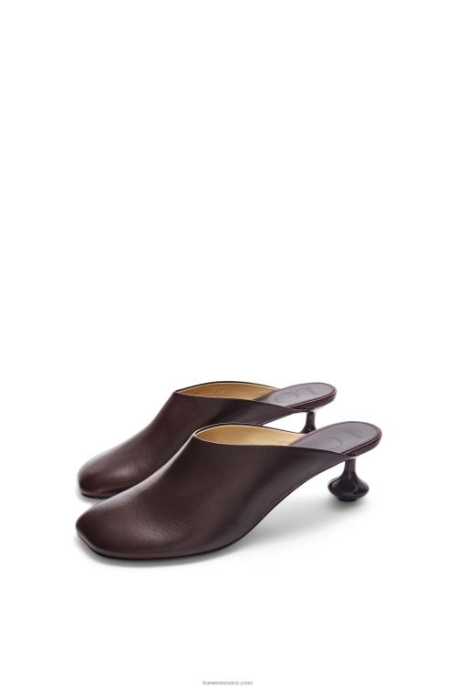 borgoña mule de juguete en piel de cabra Loewe R8J8Z738 mujer