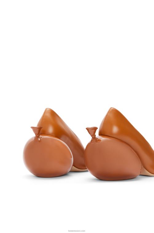 broncearse bomba de globo en piel de becerro Loewe R8J8Z761 mujer