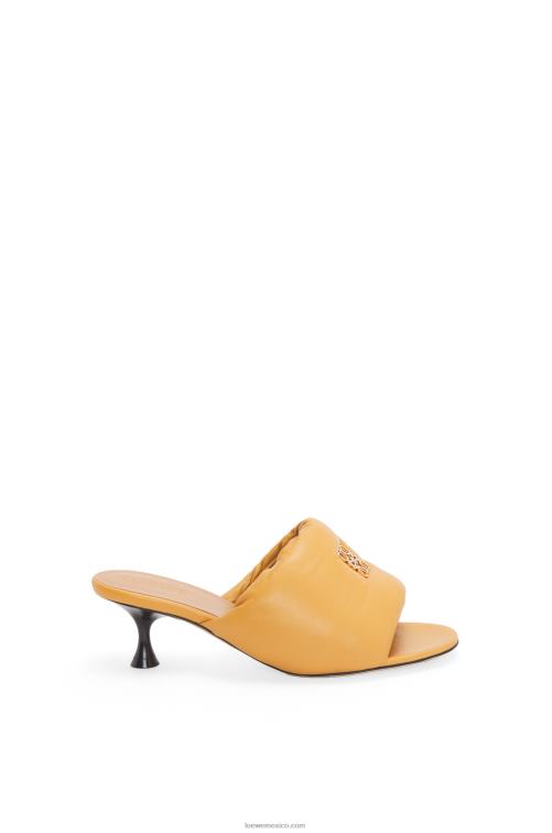 desierto Mules acolchados con anagrama de piel de cordero Loewe R8J8Z753 mujer