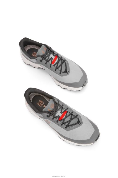gris zapatilla de running cloudventure de nailon Loewe R8J8Z637 mujer