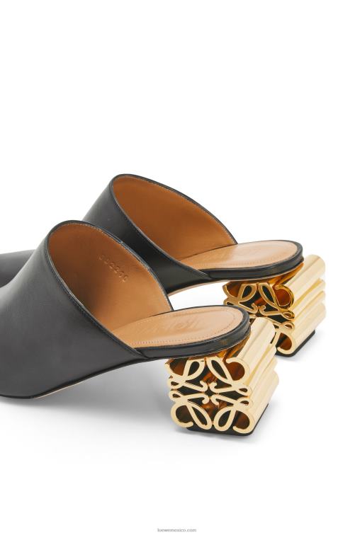 negro Mule con tacón anagrama de piel de becerro Loewe R8J8Z764 mujer