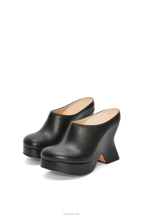 negro zueco cuña terra de piel de becerro Loewe R8J8Z743 mujer