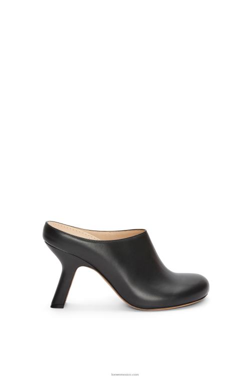 negro zuecos con tacón terra de piel de becerro Loewe R8J8Z740 mujer